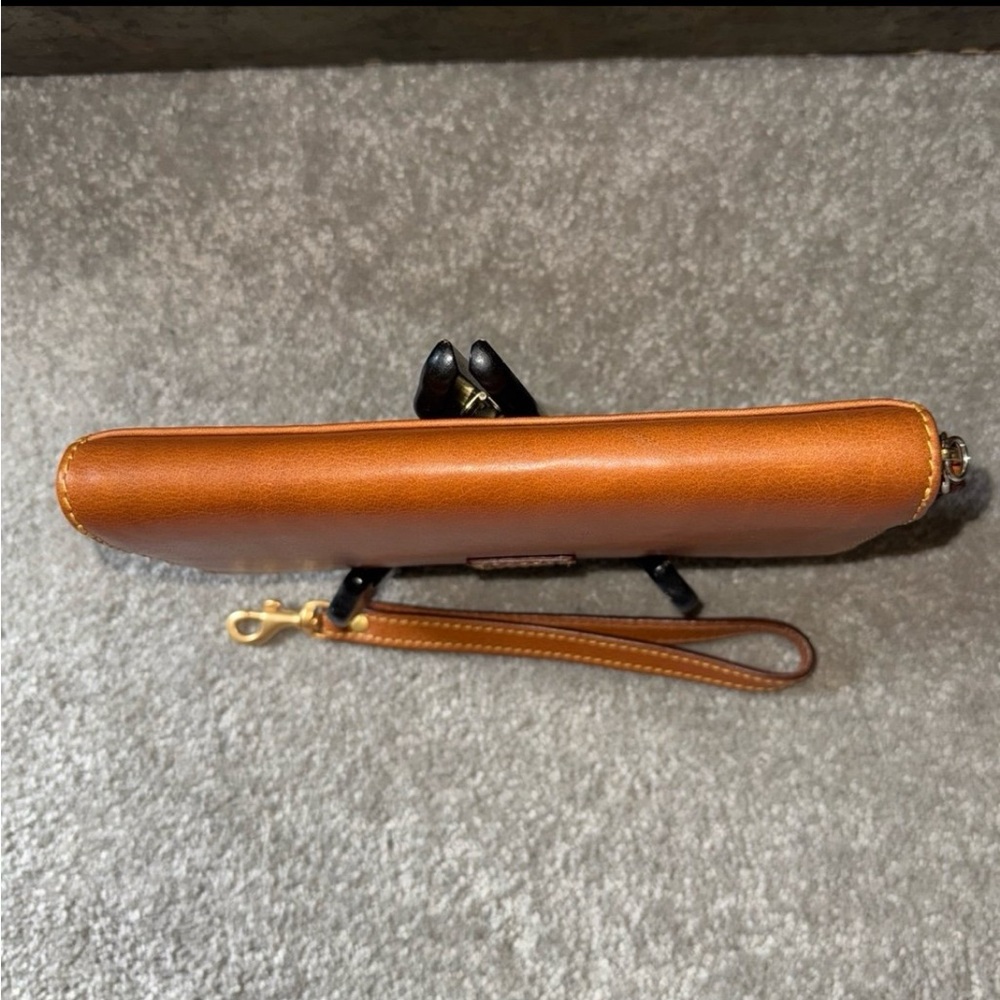 Dooney & Bourke Florentine wristlet in natural - Picture 3 of 12